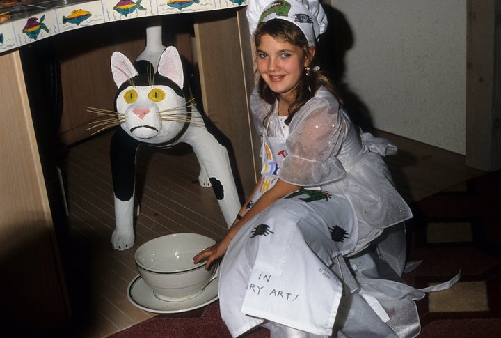 Drew Barrymore appears on a 1986 episode of "Cooking with the Stars."