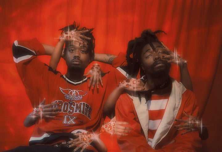 <p>EarthGang</p>