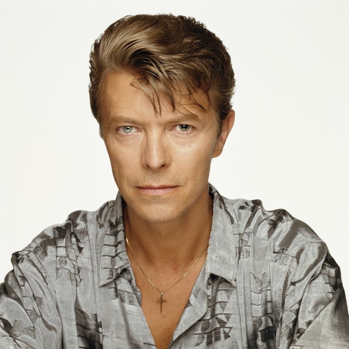 ¿Cuánto mide David Bowie? - Altura - Real height 58a110d4290000f616f25eb7