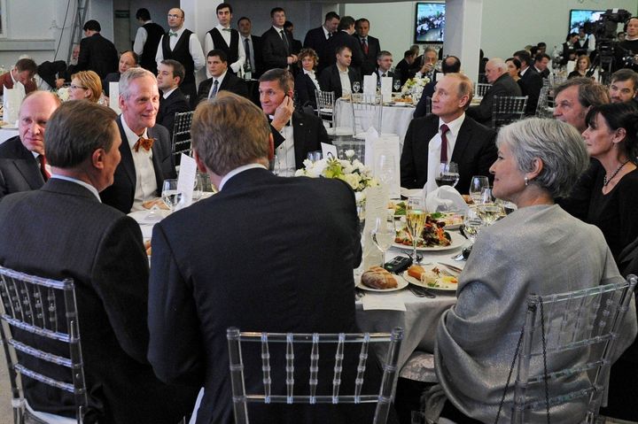 Michael Flynn sat on Putin's right at a event in 2015.