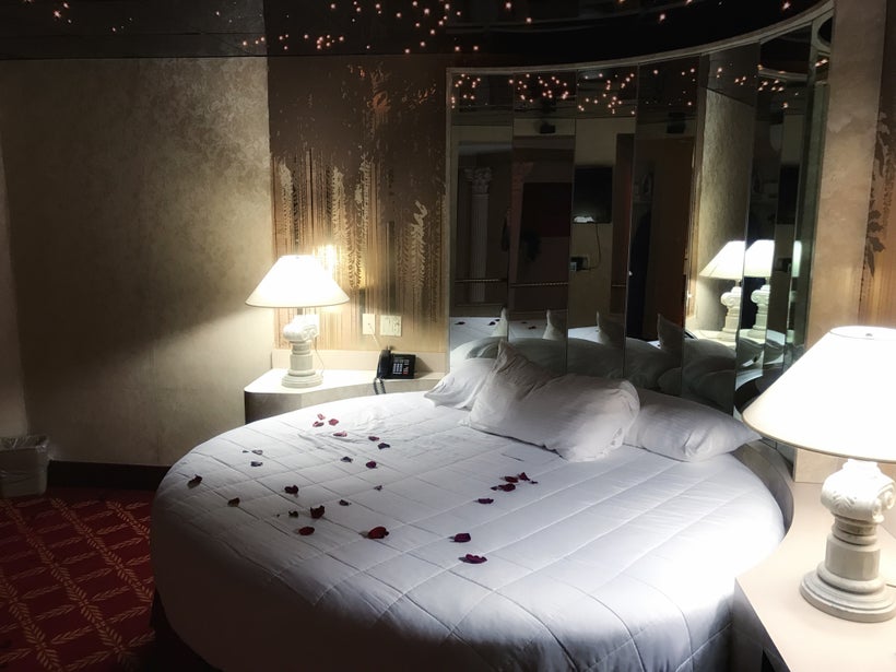 POCONO PALACE ROOM