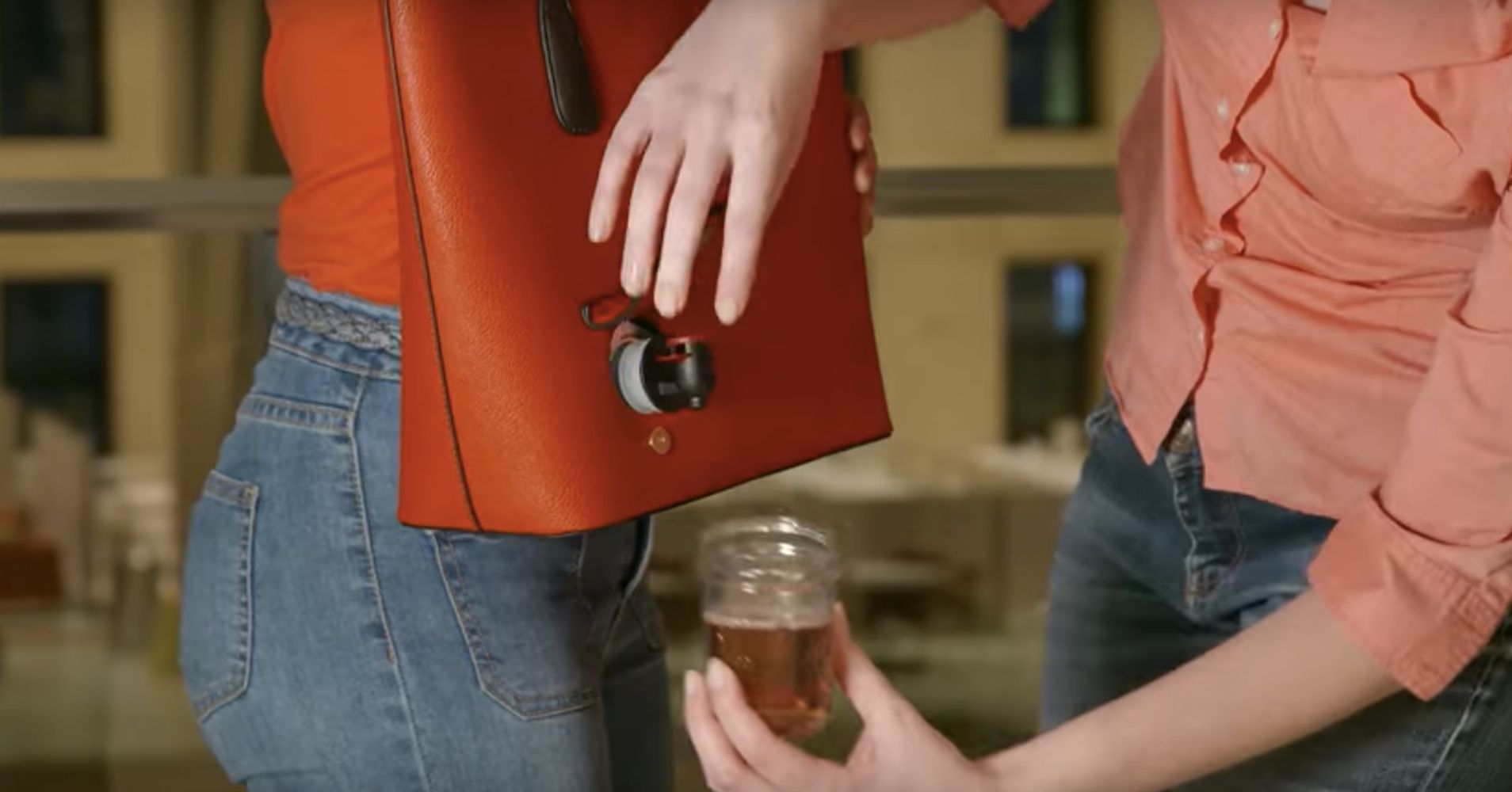 wine purses with hidden spout