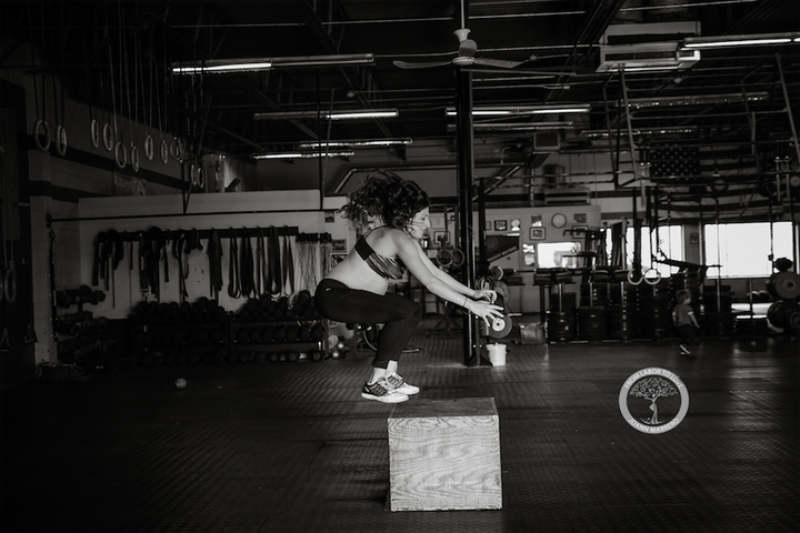 Pregnant Mom Does Gym Photo Shoot To Show Women Are Strong And Capable