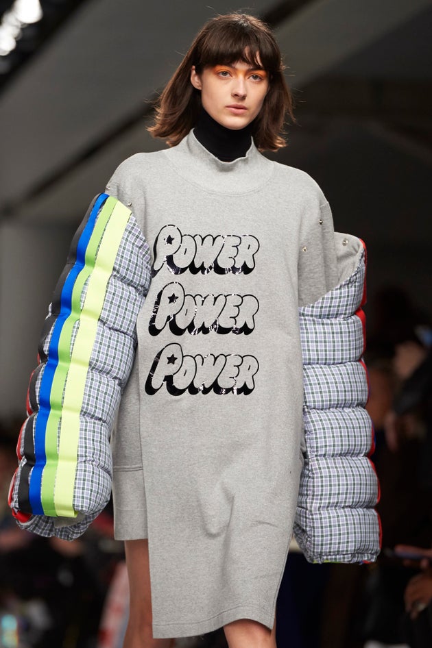 London Fashion Week 2017: Post-It Notes Made Their Runway Debut At Fyodor