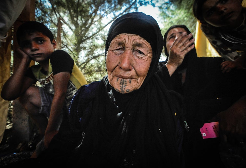 100 Years Of Women Refugees In 63 Riveting Photos Huffpost Uk Women 