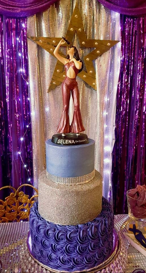 *jots down details for future wedding cake*