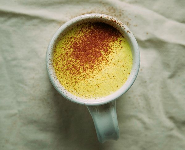 The turmeric vanilla latte you really should be making.