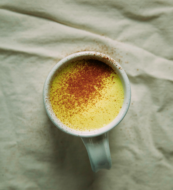 The turmeric vanilla latte you really should be making.