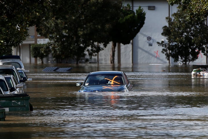 Flooding Forces Hundreds From Homes In San Jose, California | HuffPost