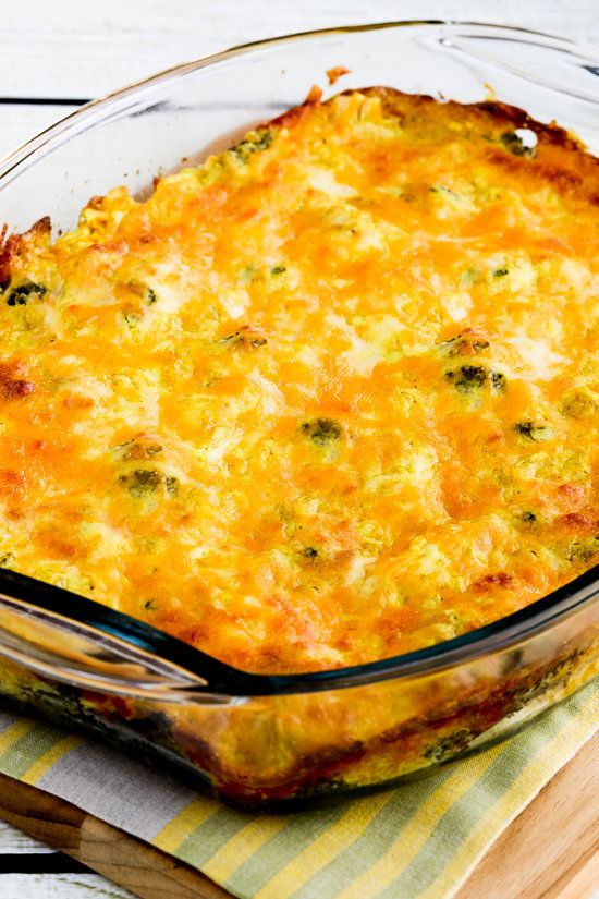 <strong>Get the <a href="http://www.kalynskitchen.com/2005/04/chicken-broccoli-curry-casserole.html" target="_blank">Cheesy C