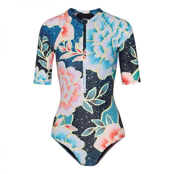<p><a rel="nofollow" href="https://www.net-a-porter.com/us/en/product/820758/Mara_Hoffman/arcadia-floral-print-rash-guard" target="_blank">Arcadia Floral-Print Rash Guard</a>, Mara Hoffman $280</p>