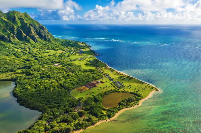 <p> <strong>Oahu, Hawaii</strong> </p>