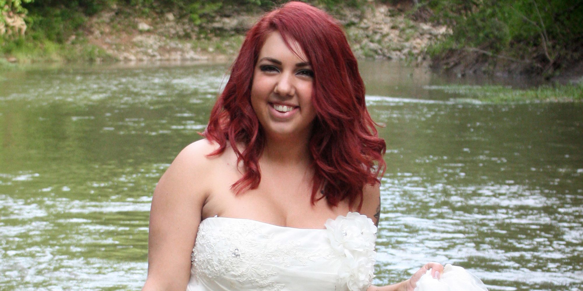 Woman Wades Through Mud Then Sets Wedding Dress On Fire To Celebrate Her Divorce | HuffPost UK