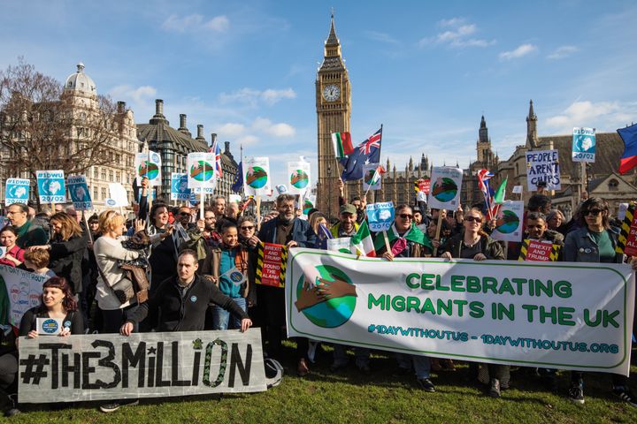 EU citizens protesting outside Parliament