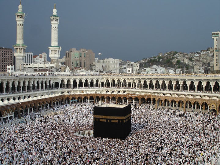Mecca, Saudi Arabia <a href="https://www.flickr.com/photos/71925103@N00/279803013/">Camera Eye</a>, <a href="http://creativec