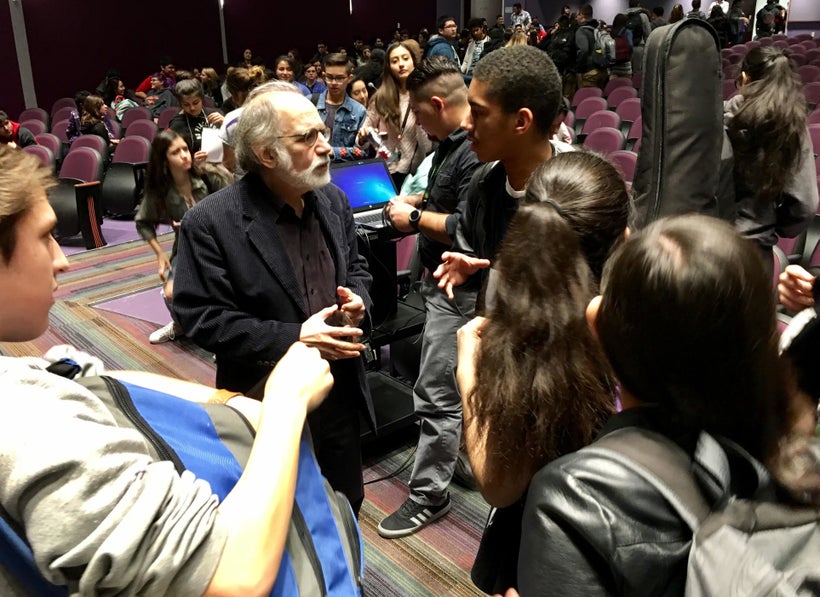 <em>Music Unwound</em> Director Joe Horowitz engaging students at Eastlake High School near El PASO, as part of the Festival’