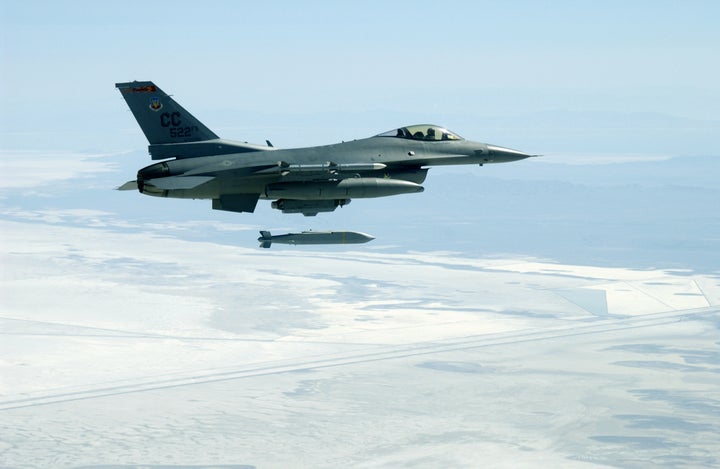 <p>No strings attached. Washington looks set to supply Bahrain with F-16s despite fresh human rights abuses.</p>