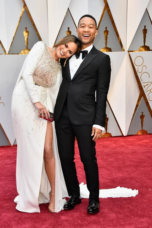 Oscars 2017 Chrissy Teigen And John Legend Are Once Again The Cutest Couple On The Red Carpet HuffPost UK Style