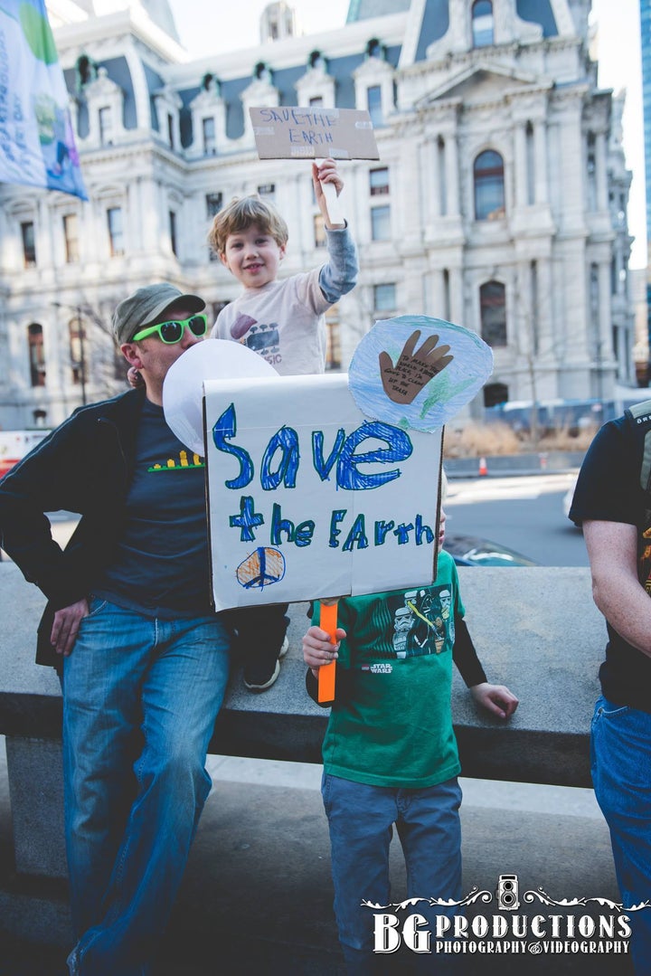 <p>Save the Paris Agreement, 2/19/17</p>
