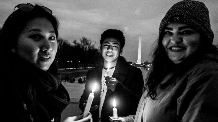 <p>Candlelight Vigil for Peace, Lincoln Memorial, Washington DC, 2/4/17 </p>