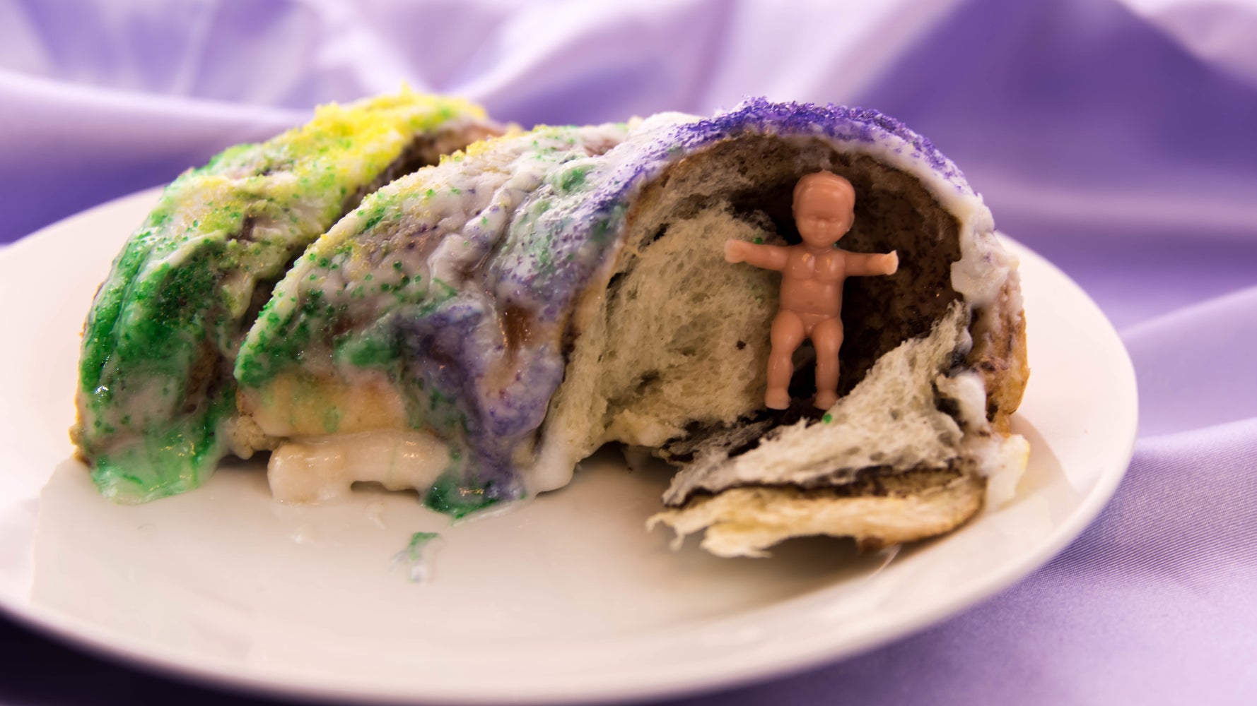 The King Cake Tradition, Explained - Eater