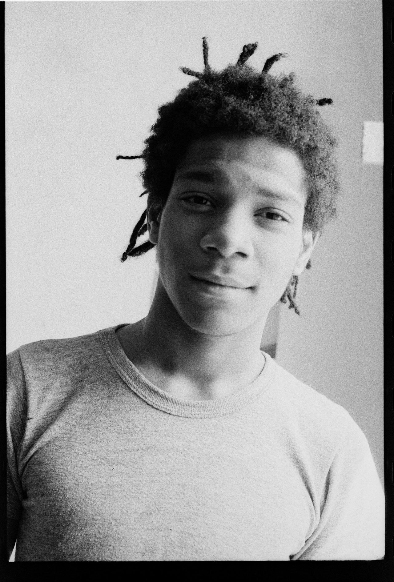 Basquiat in the apartment, 1981.