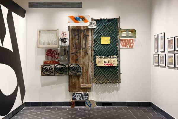 <p>Curve. <em>All Big Letters</em> curated by RJ Rushmore at Haverford College’s Cantor Fitzgerald Gallery. Philadephia, PA (photo © Lisa Boughter)</p>