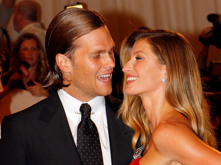 Giselle Bundchen and New England Patriots NFL quarterback Tom Brady arrive at the Metropolitan Museum of Art Costume Institute Benefit celebrating the opening of the exhibition "Alexander McQueen: Savage Beauty" in New York May 2, 2011.