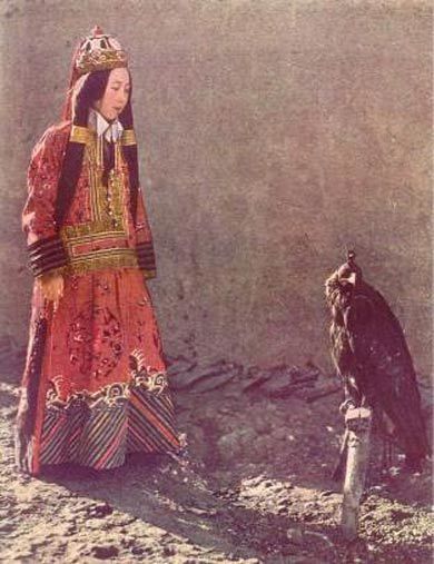 <p>Princess Nirgidma with her eagle, 1932</p><p>Photo by Maynard Owen Williams, National Geographic, 1932</p>