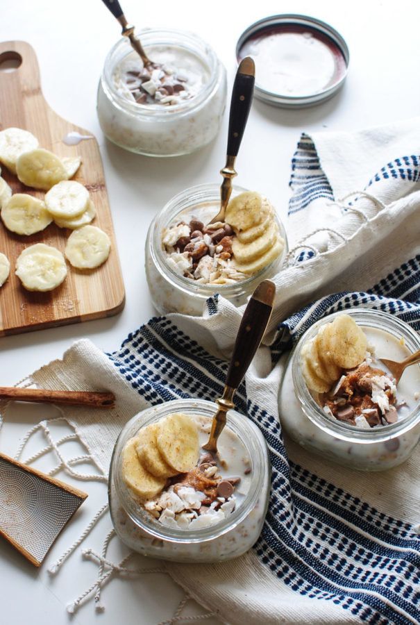 Overnight Oats With Peanut Butter, Chocolate And Bananas