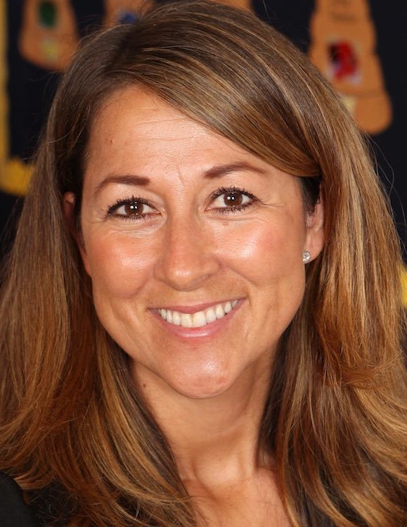 <em>Carolina Martín, Executive Director of </em><a rel="nofollow" href="https://www.studentsrisingabove.org" target="_blank">
