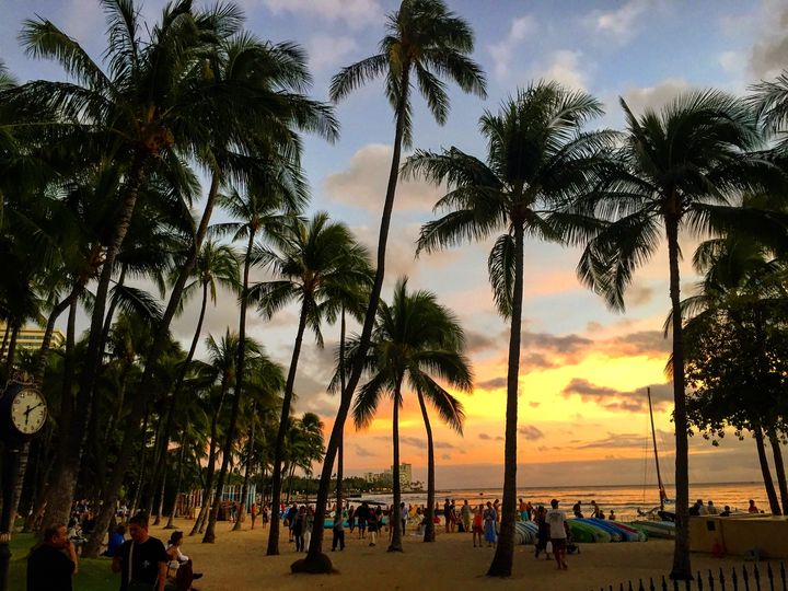 <p>The sunsets at Waikiki are every bit as colorful as they would have been for Mark Twain.</p>