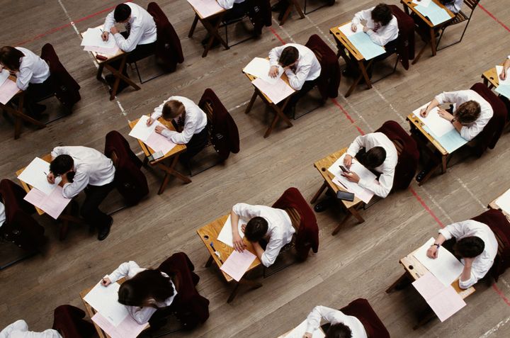 GCSE exams will now be marked with 9-1 grades, instead of the traditional A*-G grades 