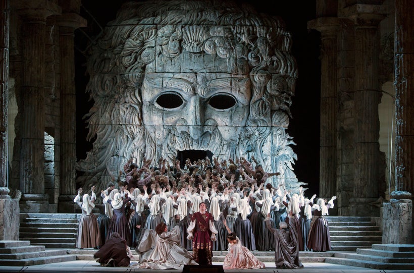 Cast and chorus in a scene from the Met’s <em>Idomeneo</em>