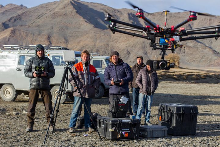 Mongolia Film crew (L to R: Simon Niblett, DP; Otto Bell, Director; Ben Crossley, Camera Asst; local drivers)