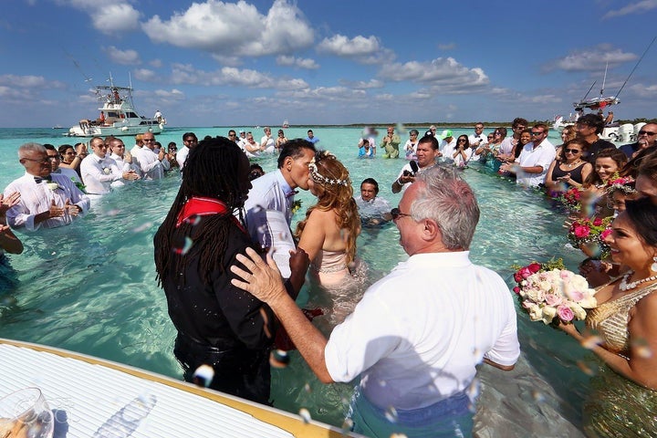 Now you may kiss your mermaid!