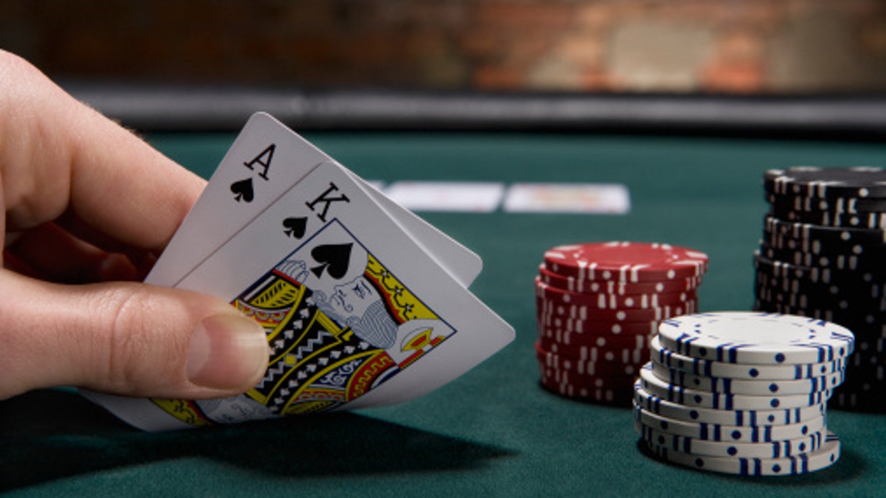 Can you earn more with chess or more with poker? - Quora