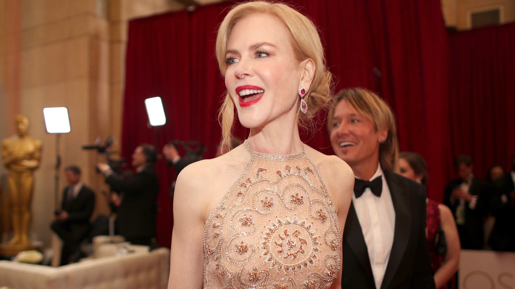 Nicole Kidman Finally Explains Her Weird Oscars Clapping HuffPost Life