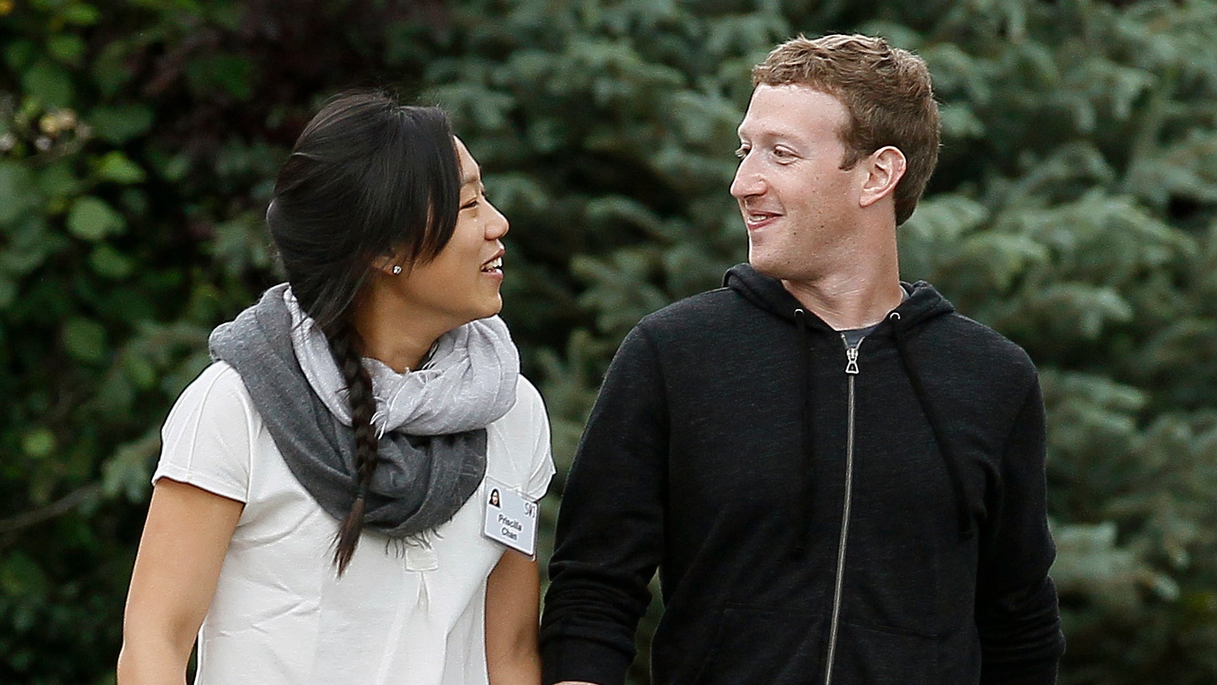 Mark Zuckerberg And Priscilla Chan Announce Baby 2 In Touching Post