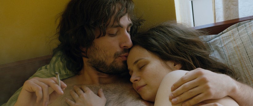 Mircea Postelnicu, Diana Cavallioti and the cigarette in <strong><em>Ana, mon amour, </em></strong>ROU/DEU/FRA 2016, Director