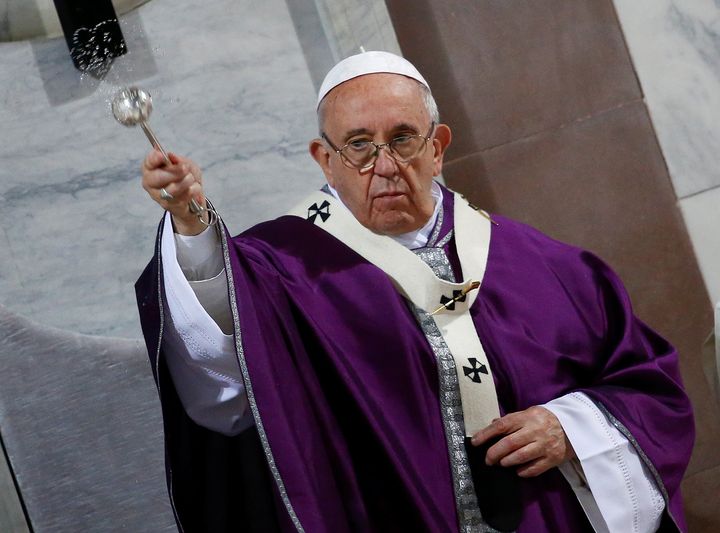 Pope Francis blesses ashes during the Ash Wednesday mass at Santa Sabina Basilica in Rome, Italy March 1, 2017. REUTERS