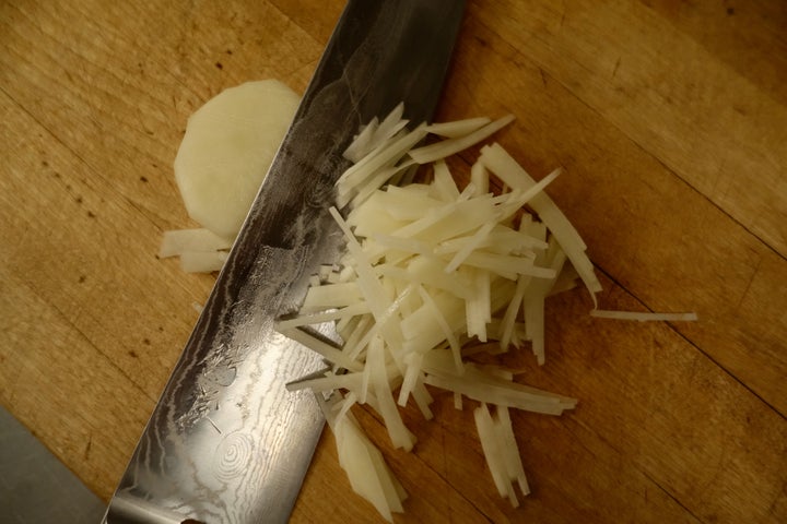 <p>... slice them crosswise. It’s fun</p>