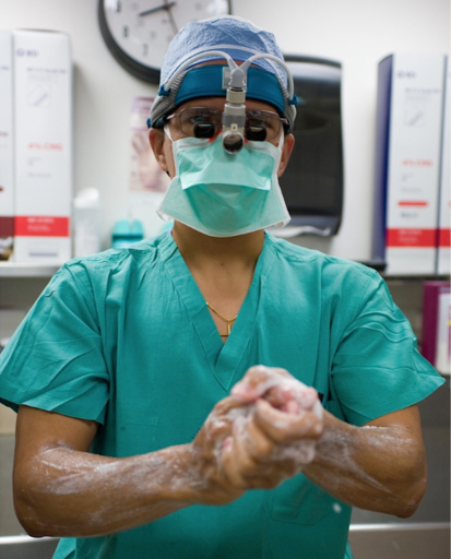 <p>Dr. Harold Fernandez</p>
