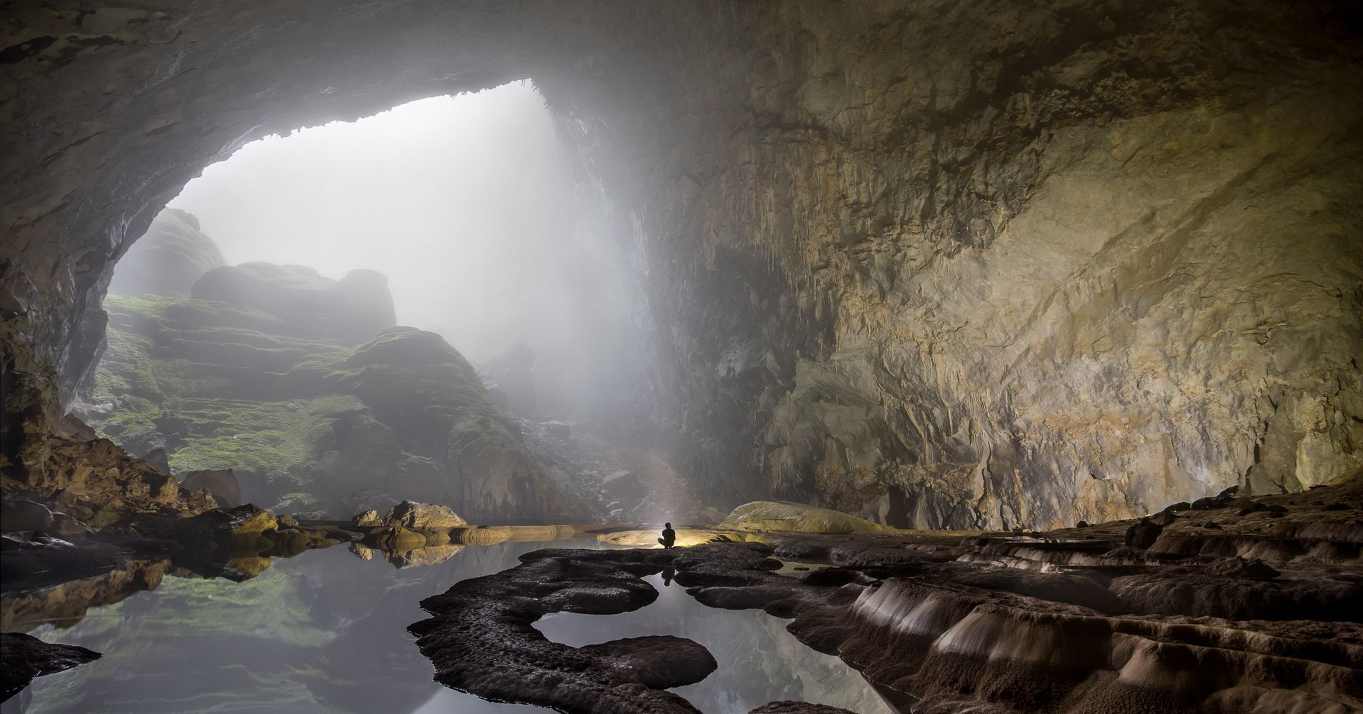 in-vietnam-a-rush-to-save-the-world-s-largest-cave-from-the-masses-huffpost