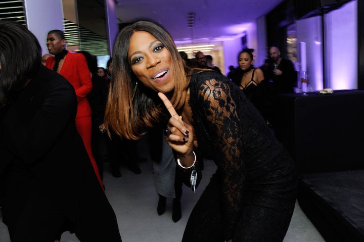 Orji came to America in <a href="http://www.elle.com/beauty/news/a42066/yvonne-orji-insecure-interview/" target="_blank">1989