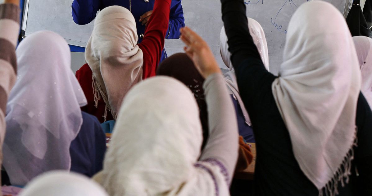 Eu Headscarf Ban Ruling Sparks Faith Group Backlash Huffpost The Worldpost 4784