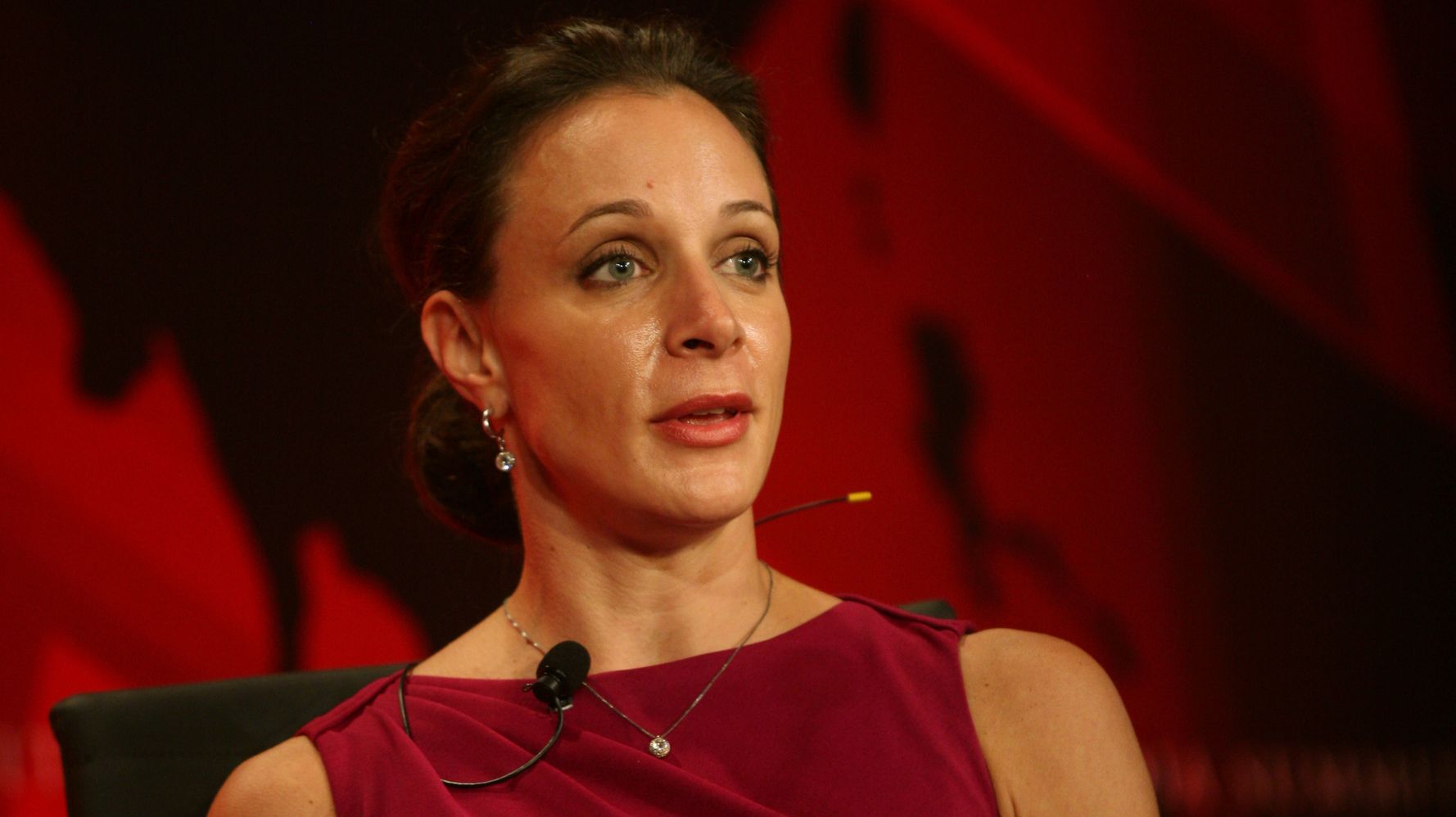 Paula Broadwell Reminds Us Marines Photo Scandal Is Part Of A Much Bigger  Problem | HuffPost Latest News