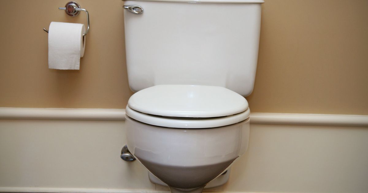 7-reasons-your-pee-smells-weird-huffpost-uk