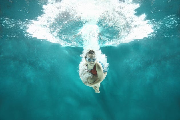 This Is What Swallowing Swimming Pool Pee Does To Your