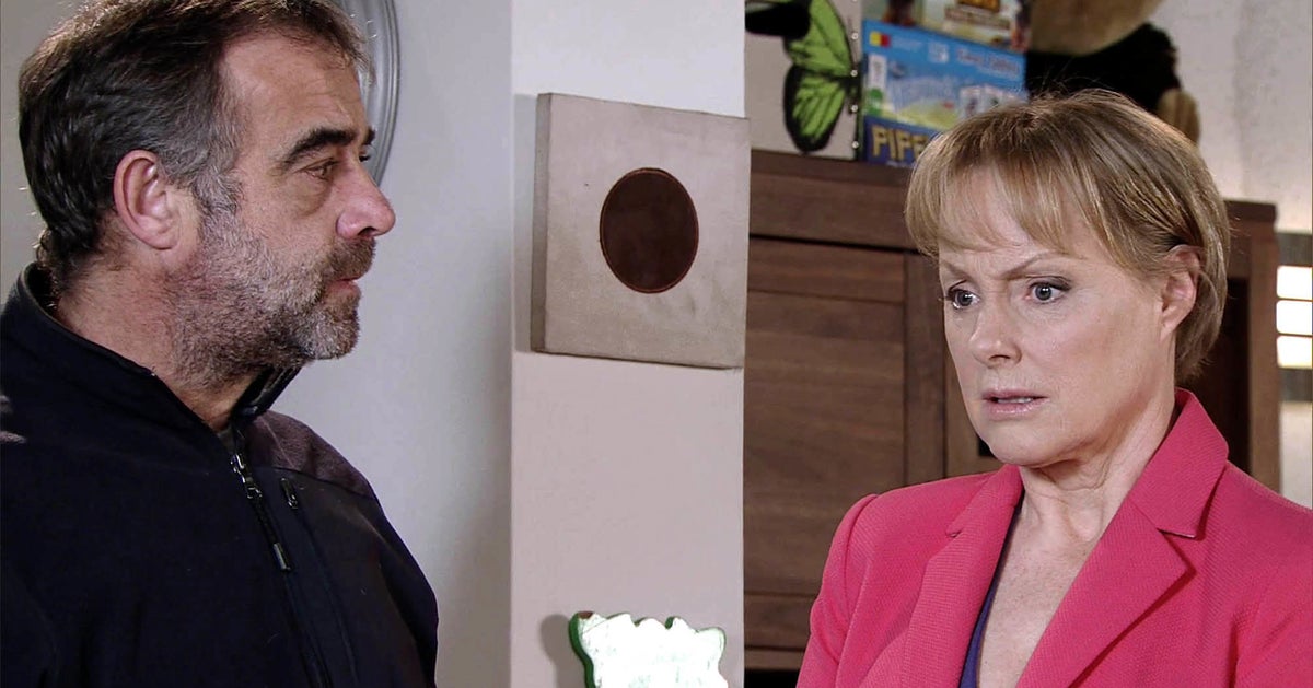 'Coronation Street' Spoilers Sally ster's Sister To Return After Almost 30 Years HuffPost